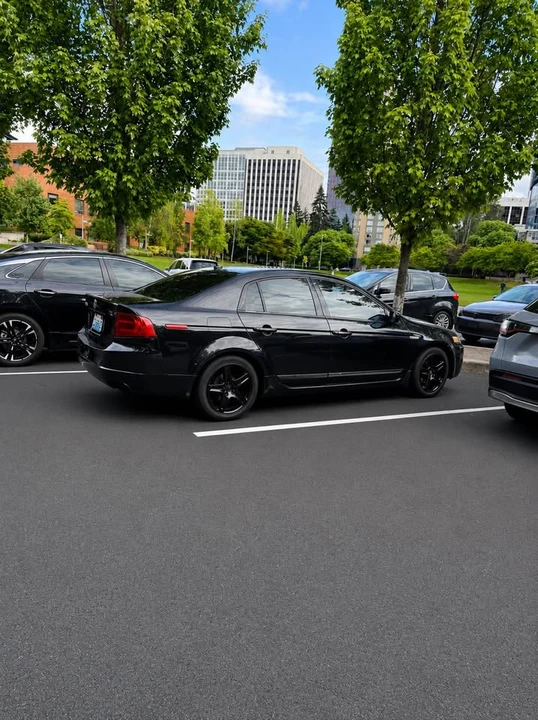 2005 Acura TL 3rd Gen - Image 6 of 8