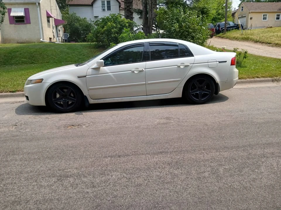 2005 Acura TL 3rd Gen - Image 2 of 7