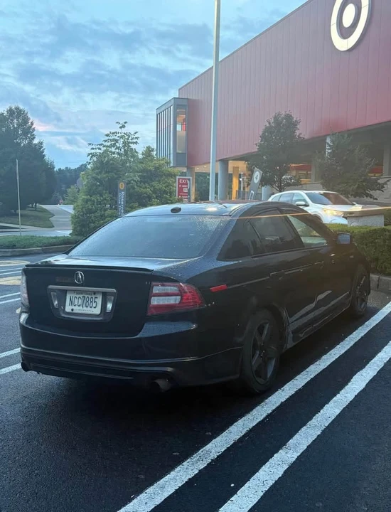 2005 Acura TL 3rd Gen - Image 7 of 8