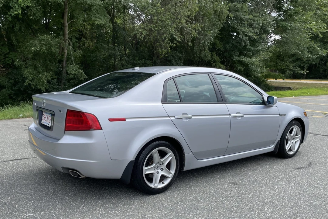 2005 Acura TL 3rd Gen - Image 17 of 31