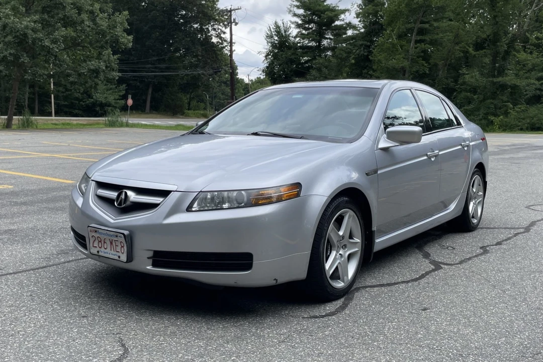 2005 Acura TL 3rd Gen - Image 2 of 31