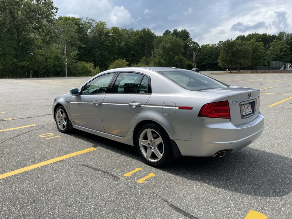 2005 Acura TL 3rd Gen - Image 24 of 31