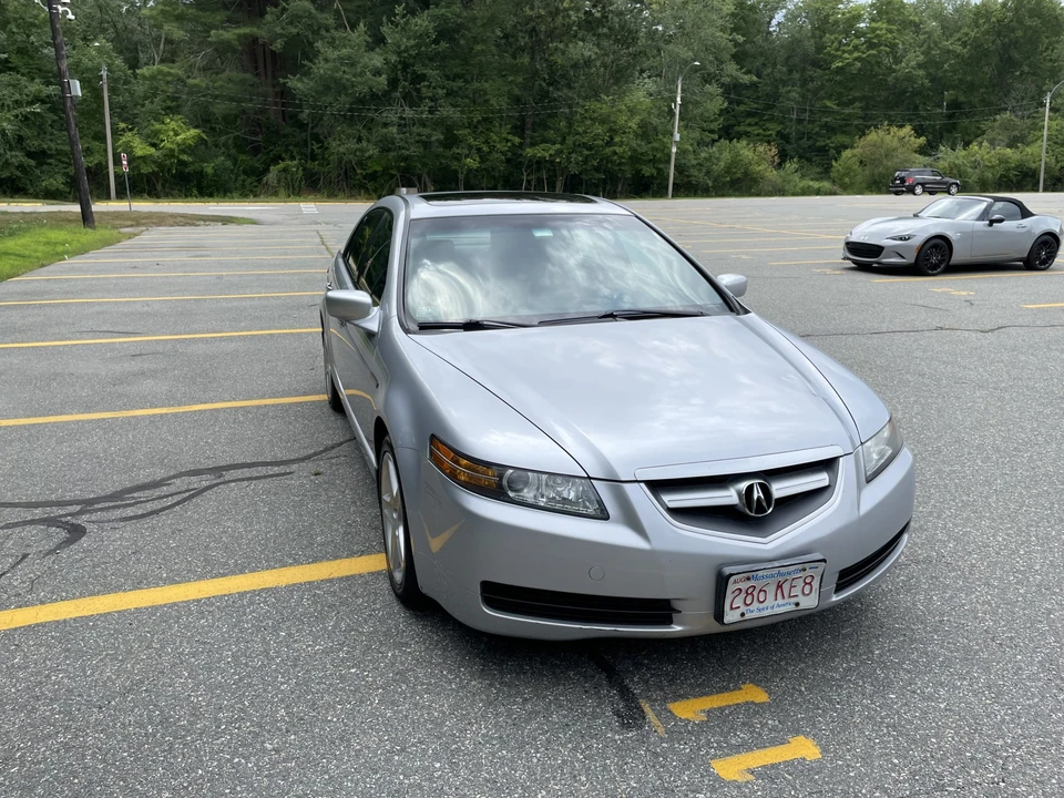 2005 Acura TL 3rd Gen - Image 9 of 31