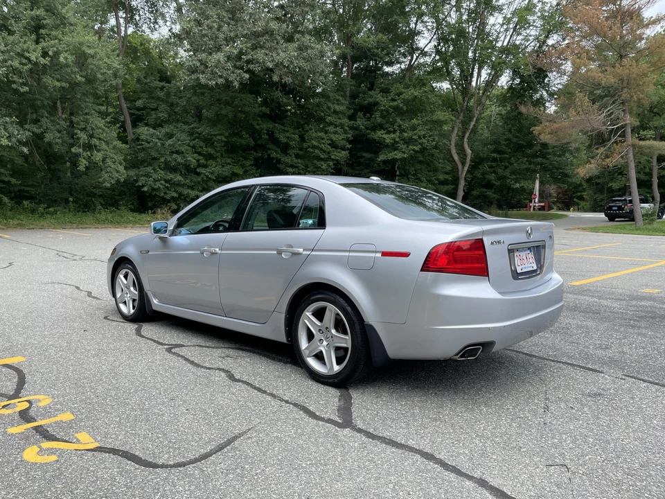 2005 Acura TL 3rd Gen - Image 26 of 31