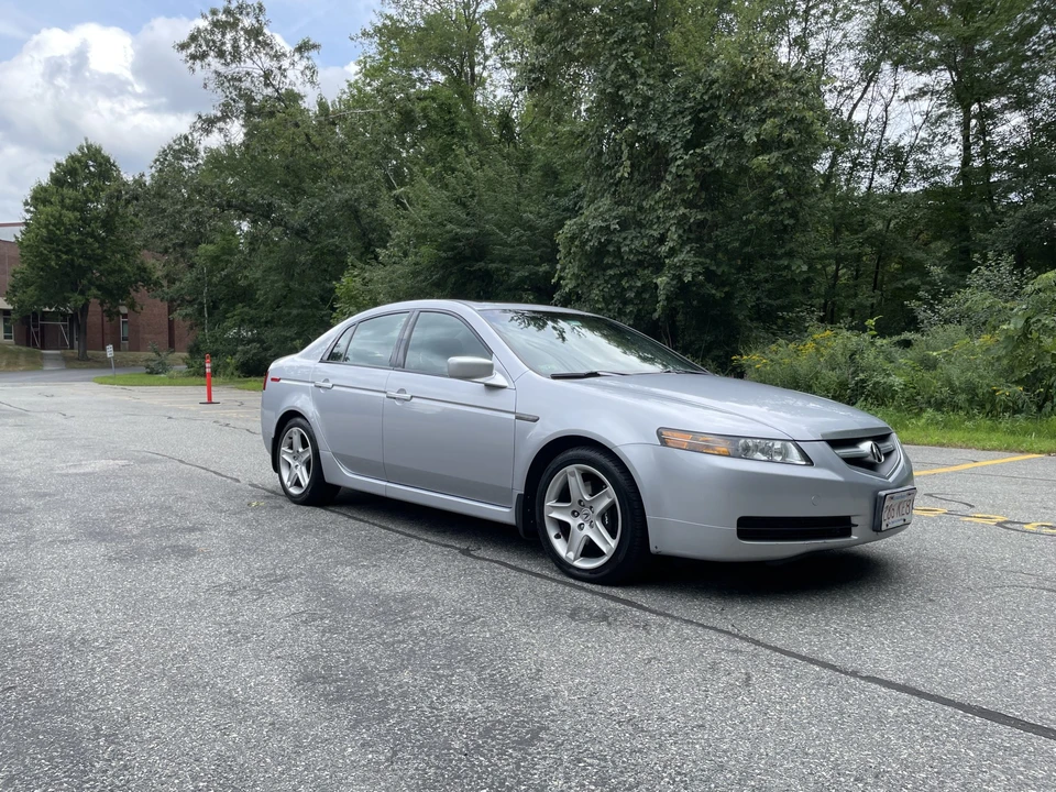 2005 Acura TL 3rd Gen - Image 11 of 31