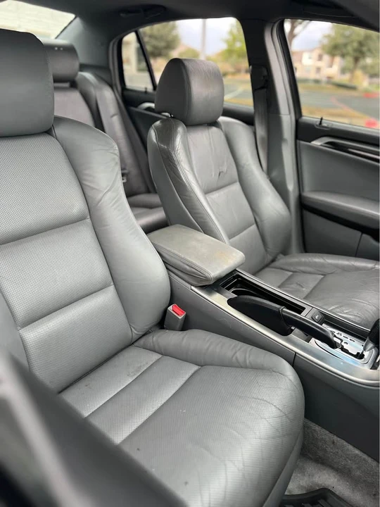 2005 Acura TL 3rd Gen - Image 10 of 11