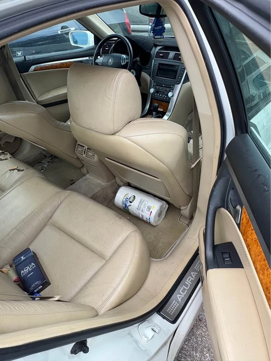 2005 Acura TL 3rd Gen - Image 4 of 5