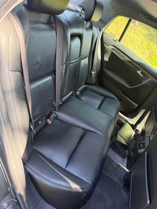 2005 Acura TL 3rd Gen - Image 2 of 4