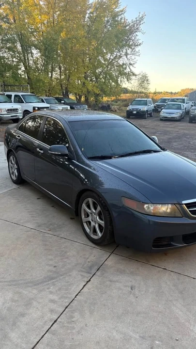 2005 Acura TLX - Image 2 of 10