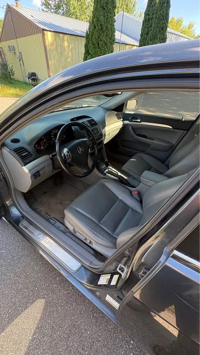 2005 Acura TLX - Image 10 of 10
