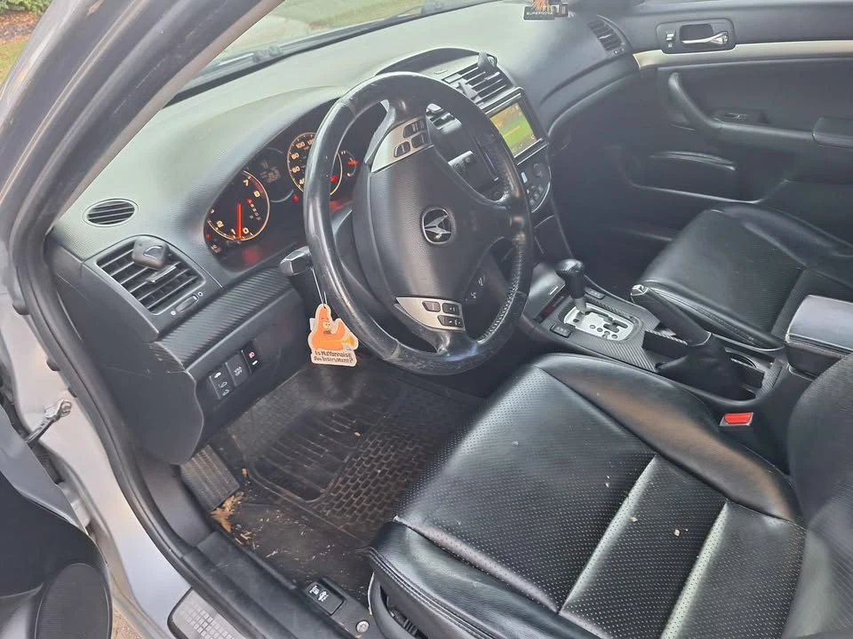 2005 Acura TL 3rd Gen - Image 2 of 7