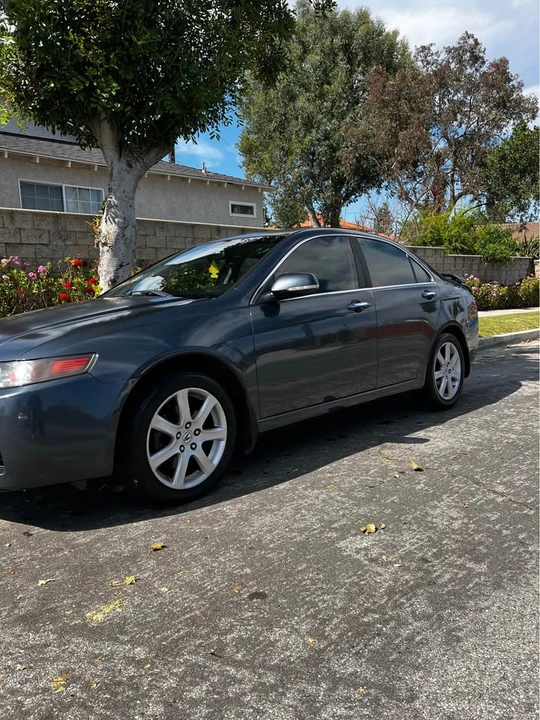 2005 Acura TSX 1st Gen - Image 2 of 5
