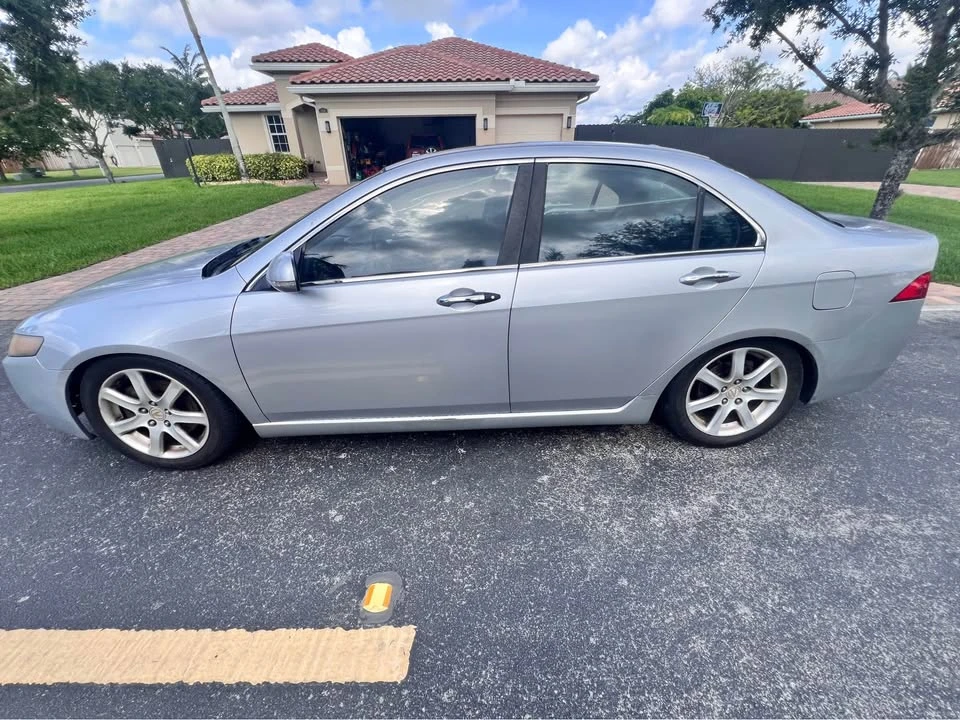 2005 Acura TSX 1st Gen - Image 4 of 10