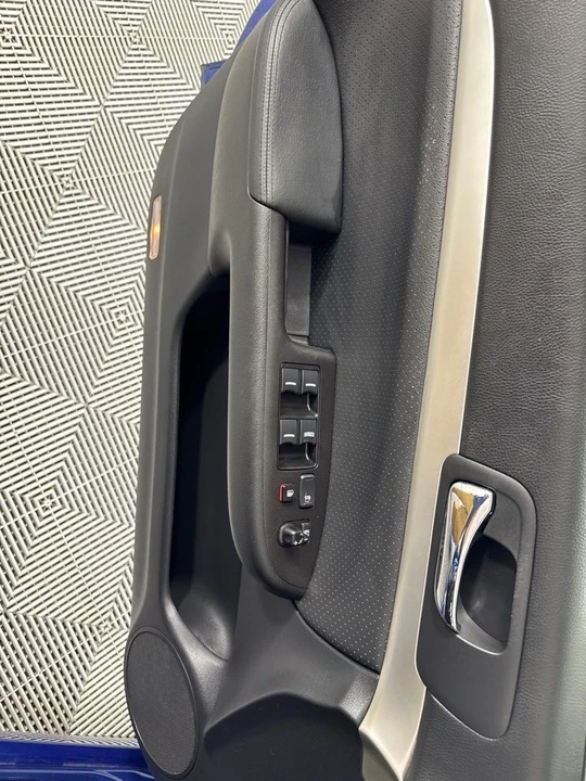 2005 Acura TSX 1st Gen - Image 13 of 21