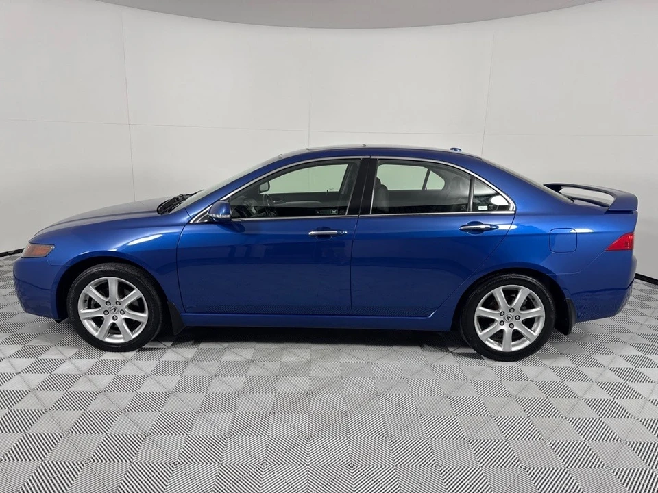 2005 Acura TSX 1st Gen - Image 9 of 12