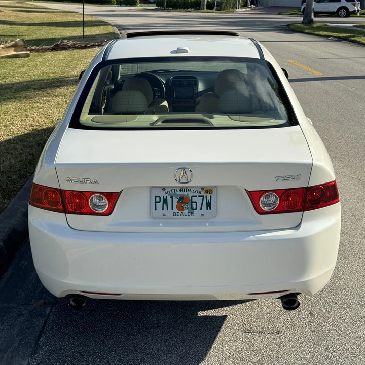 2005 Acura TSX 1st Gen - Image 9 of 12
