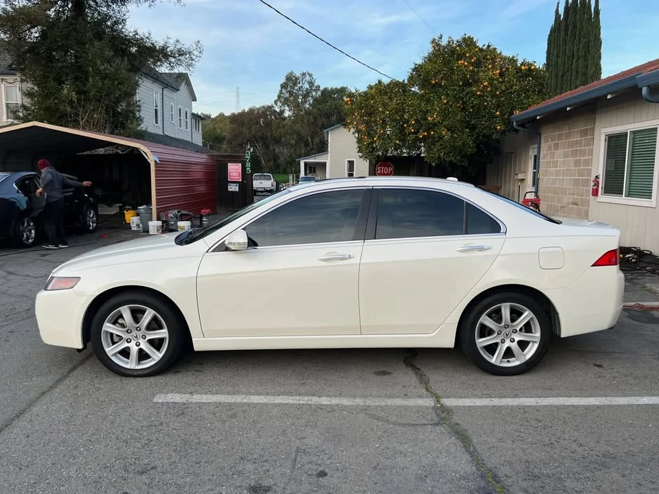 2005 Acura TSX 1st Gen - Image 2 of 15