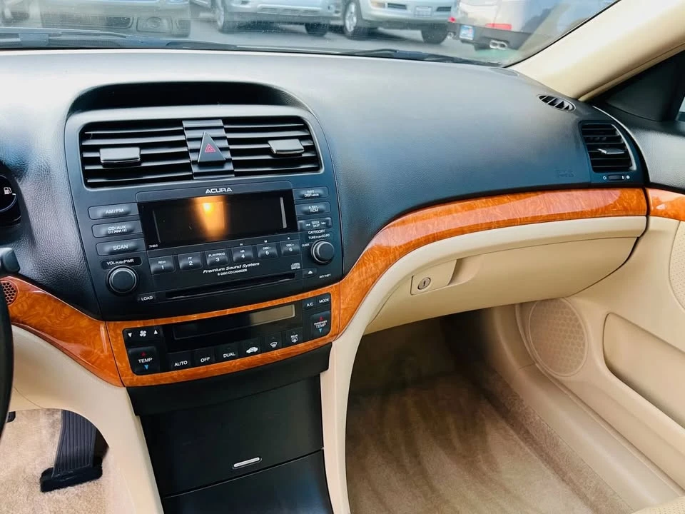 2005 Acura TSX 1st Gen - Image 14 of 15