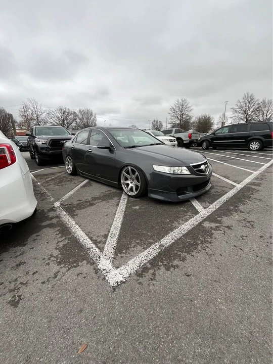 2005 Acura TSX 1st Gen - Image 2 of 5