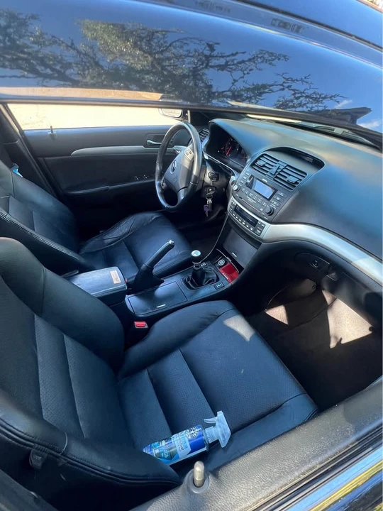 2005 Acura TSX 1st Gen - Image 8 of 15