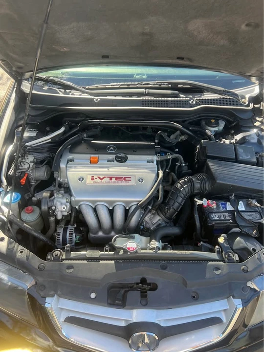 2005 Acura TSX 1st Gen - Image 2 of 15