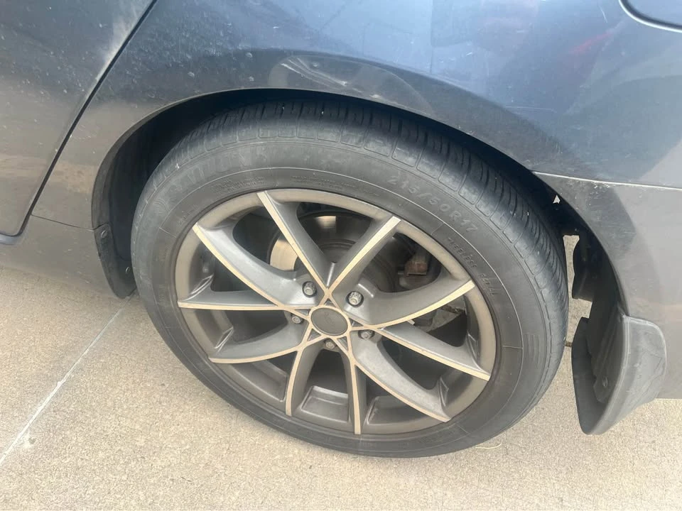 2005 Acura TSX 1st Gen - Image 5 of 5