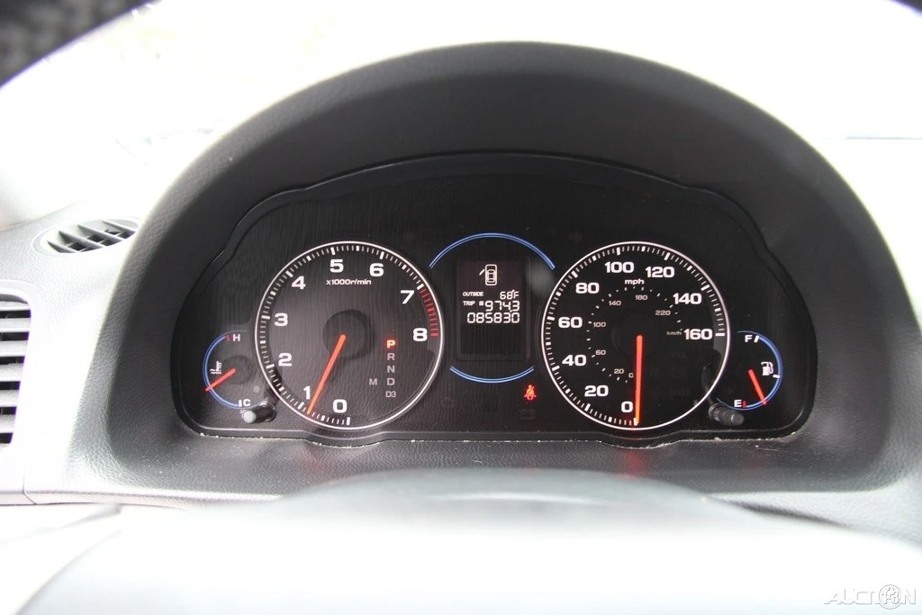 2005 Acura TSX 1st Gen - Image 15 of 21