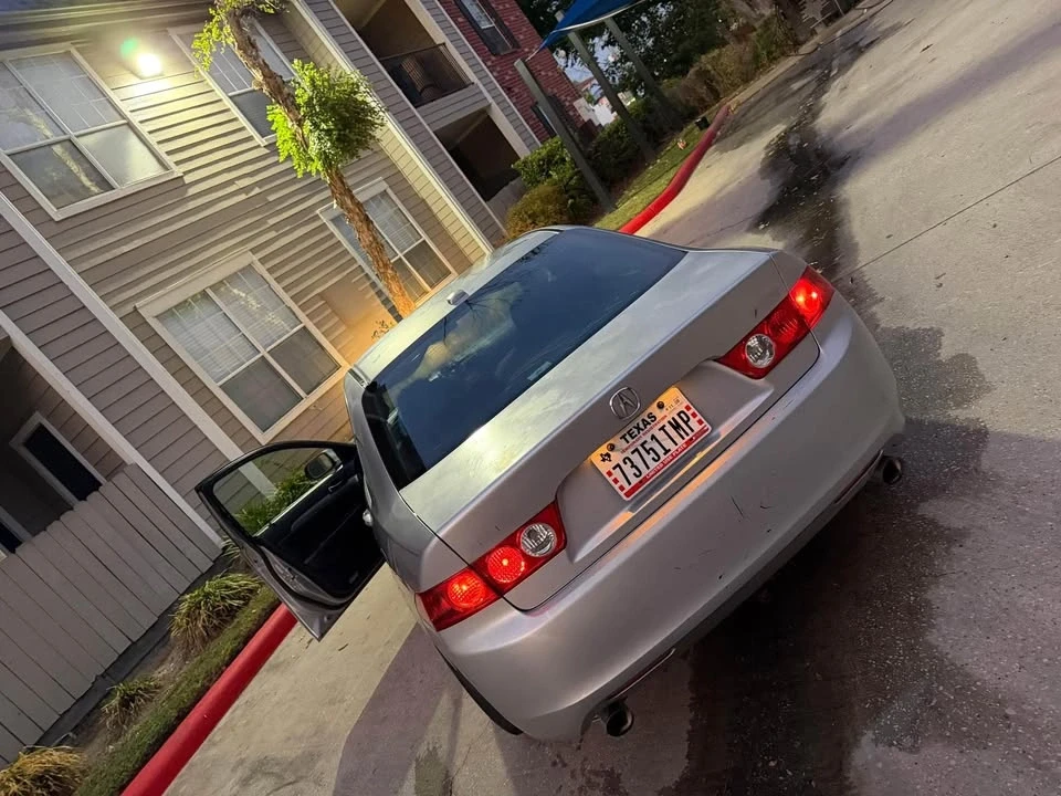 2005 Acura TSX 1st Gen - Image 4 of 6