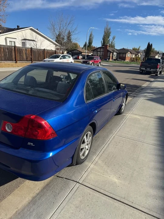 2005 Acura EL - Image 3 of 6