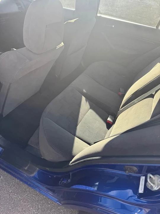 2005 Acura EL - Image 6 of 7