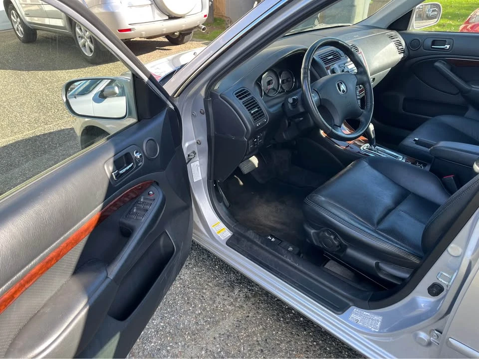 2005 Acura EL - Image 7 of 17