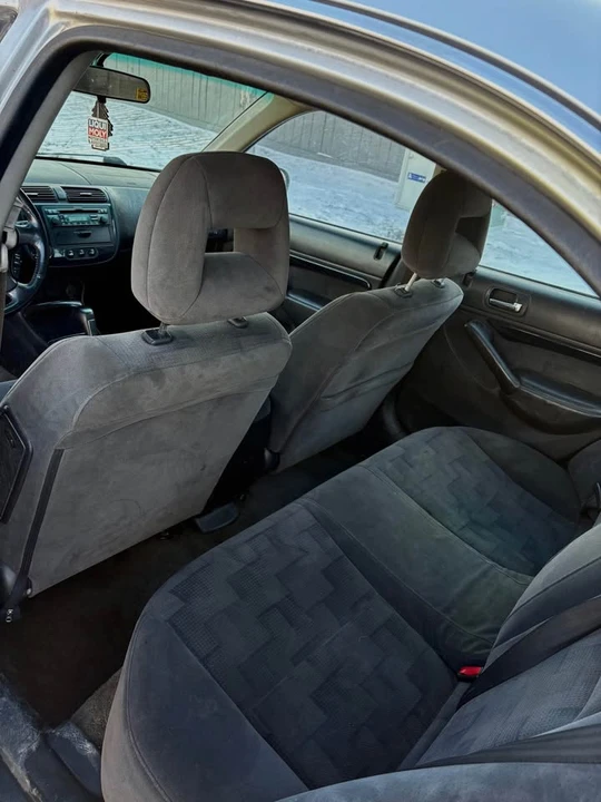 2005 Acura EL - Image 6 of 9