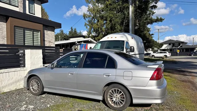 2005 Acura EL