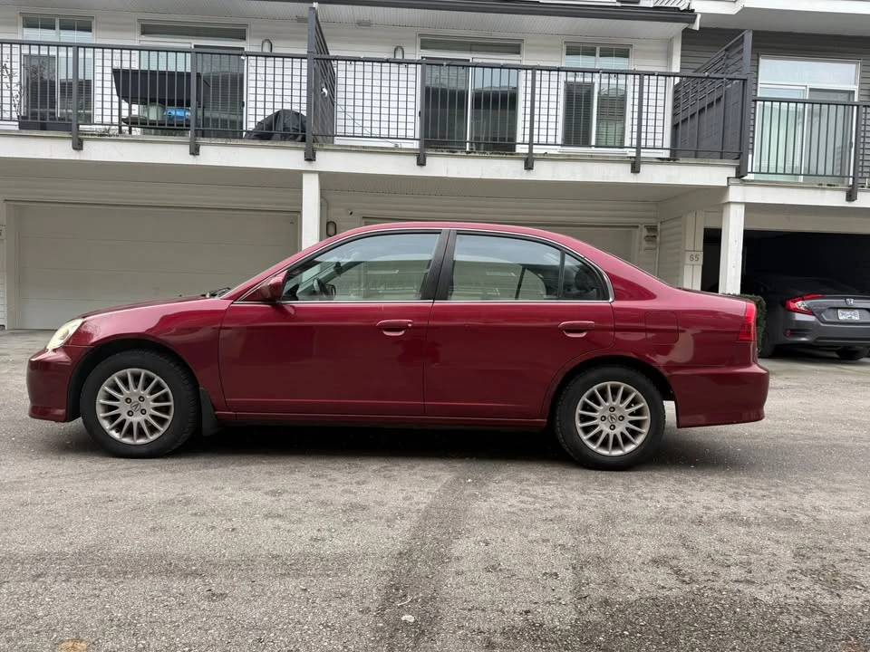 2005 Acura EL - Image 3 of 12