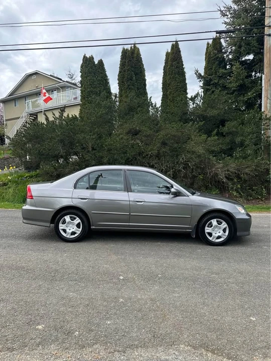 2005 Acura EL - Image 4 of 17
