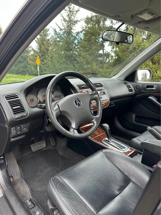 2005 Acura EL - Image 11 of 17