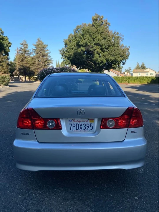 2005 Acura EL - Image 5 of 14