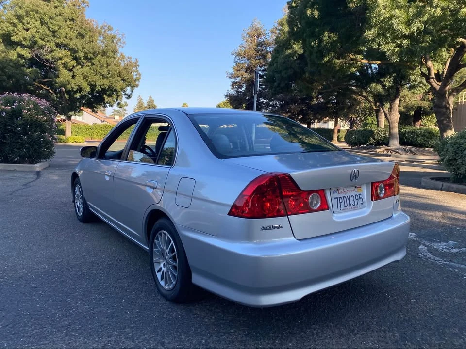 2005 Acura EL - Image 4 of 14