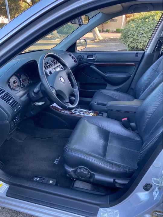 2005 Acura EL - Image 11 of 14
