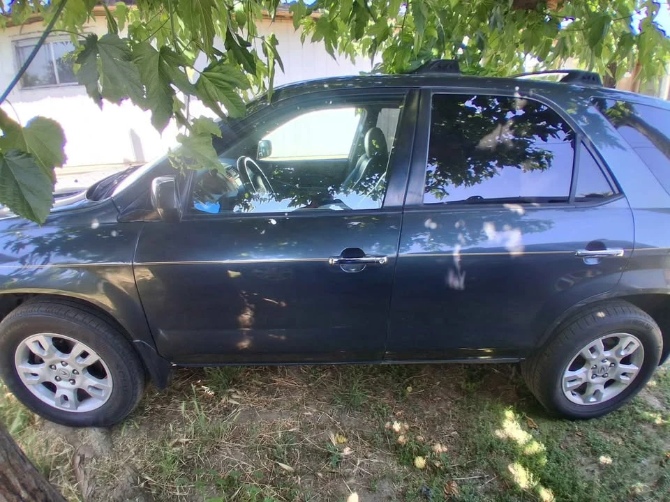 2005 Acura MDX 1st Gen - Image 2 of 6