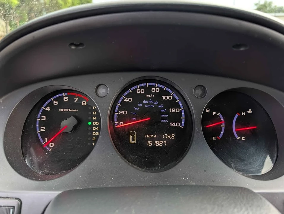 2005 Acura MDX 1st Gen - Image 2 of 10