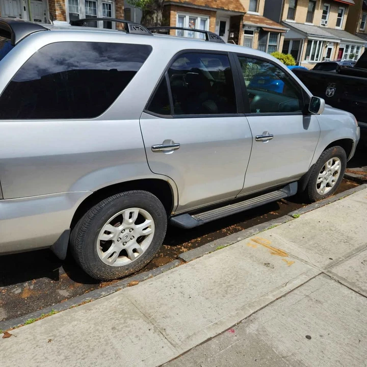 2005 Acura MDX 1st Gen - Image 11 of 20
