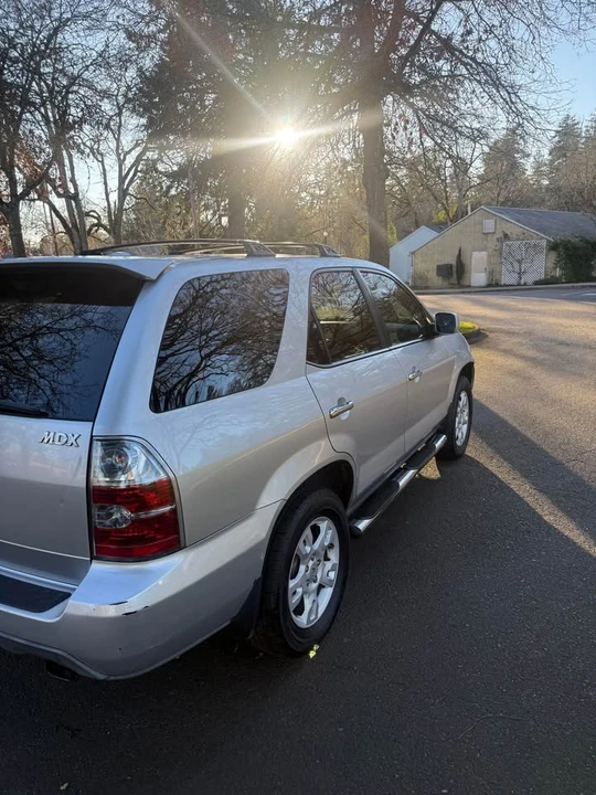 2005 Acura MDX 1st Gen - Image 2 of 10