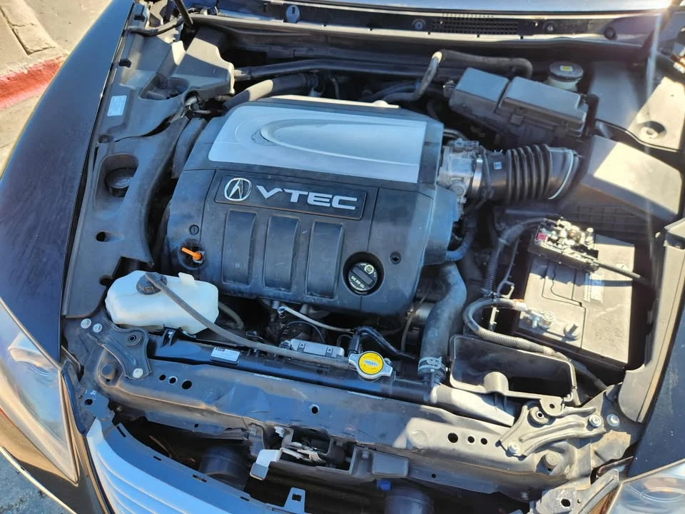 2005 Acura RL 2nd Gen - Image 17 of 17
