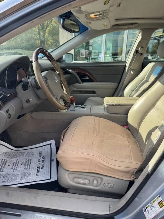 2005 Acura RL 2nd Gen - Image 12 of 14