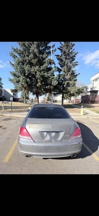 2005 Acura RL 2nd Gen - Image 8 of 8