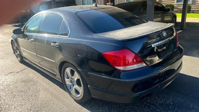 2005 Acura RL 2nd Gen - Image 4 of 7