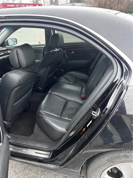 2005 Acura RL 2nd Gen - Image 4 of 6