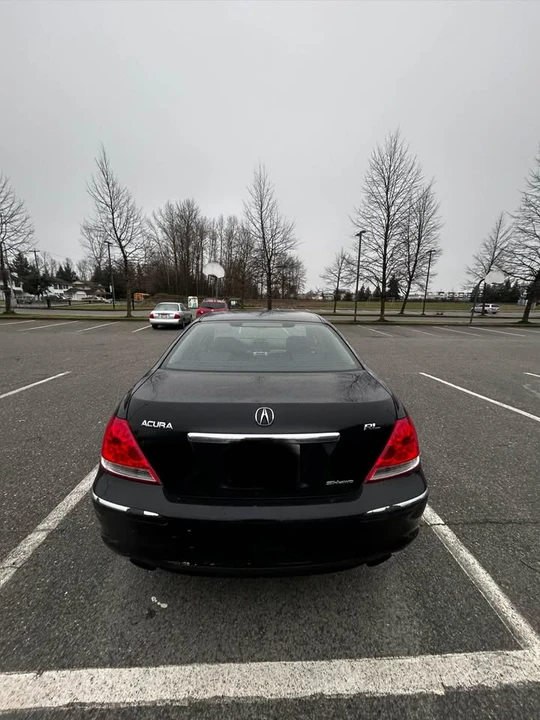 2005 Acura RL 2nd Gen - Image 2 of 6