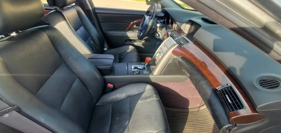 2005 Acura RL 2nd Gen - Image 6 of 7